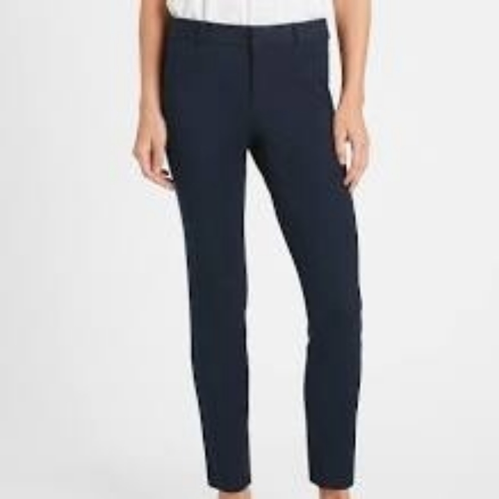 Banana republic sloan pants size 2. Navy